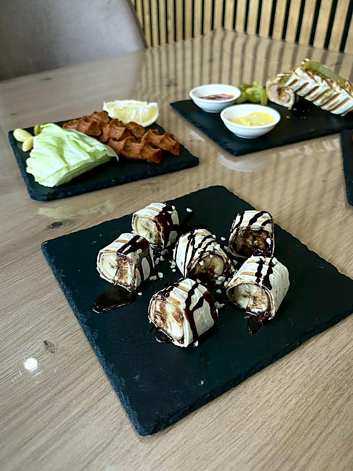 Çiğköfte, Türüm und Dessert-Sushi von Finest Çiğköfte im Überblick
