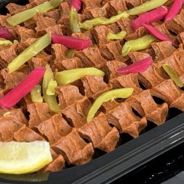 Frisch zubereitete Çiğköfte von Finest Çiğköfte